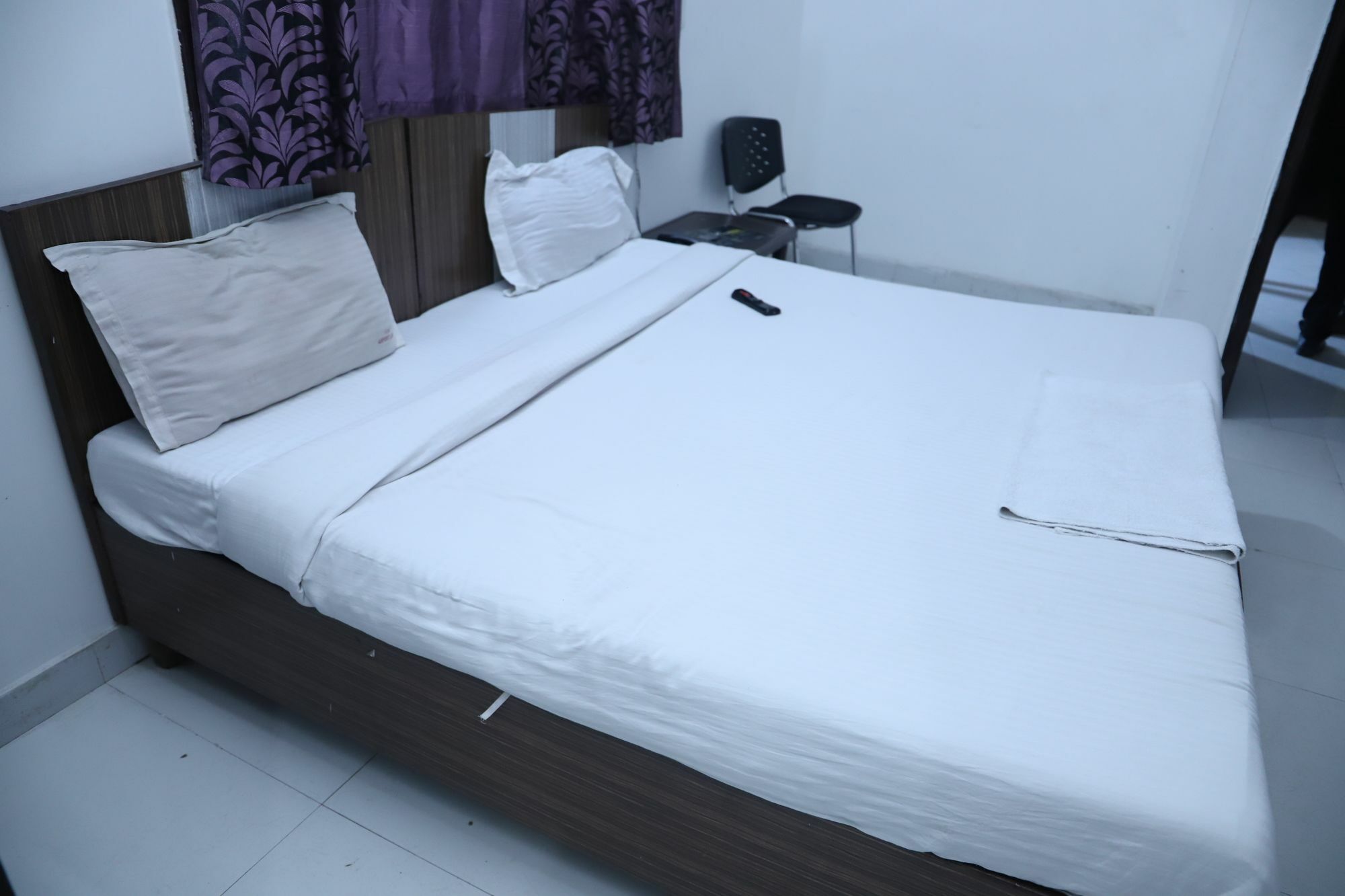Hotel Airport Land New Delhi Exteriör bild